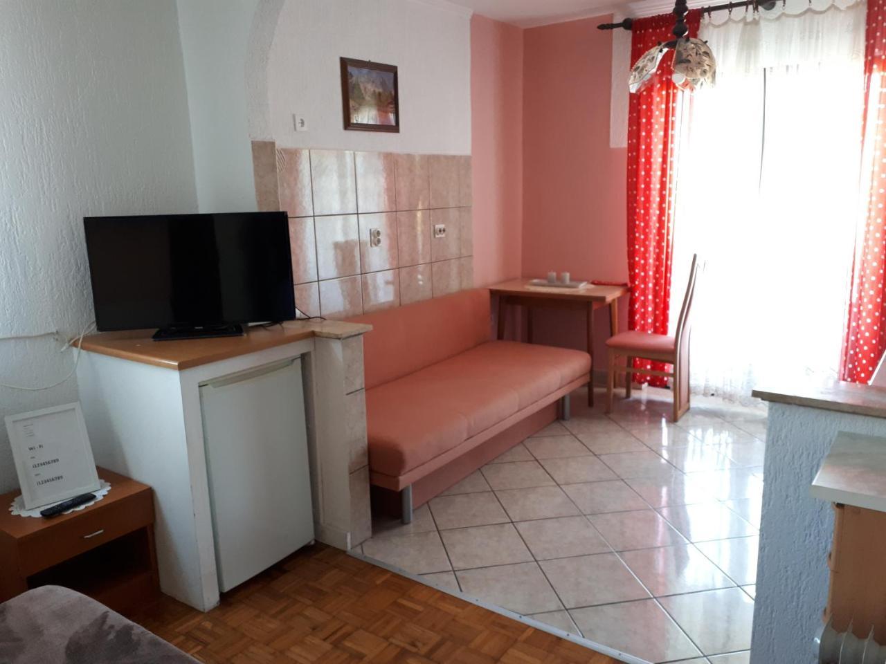 Apartments Vila Ida Vantacici Extérieur photo